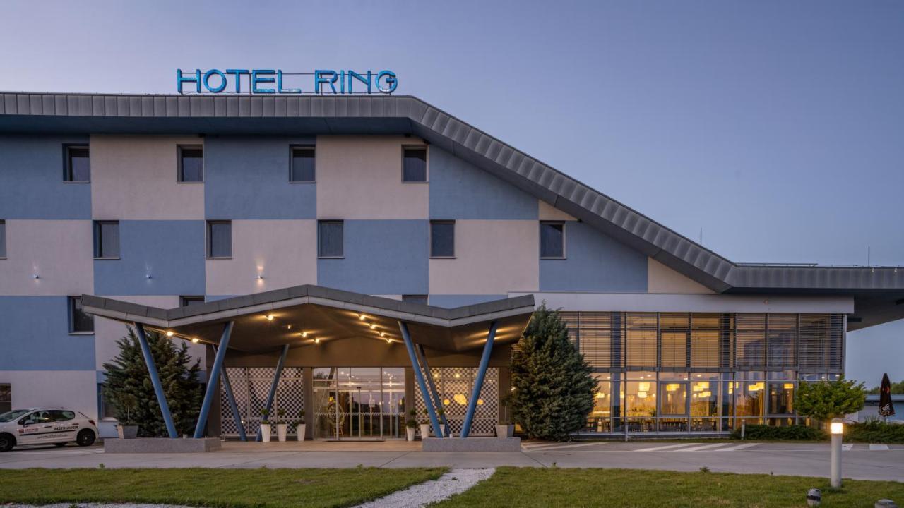 Hotel Ring Orechová Potôň Eksteriør bilde